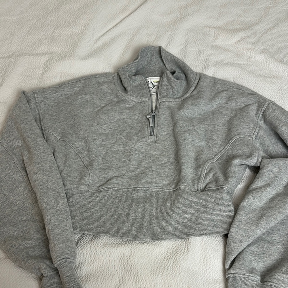 Offline by Aerie Sz MGray cropped Half-Zip Women's Sweatshirt
